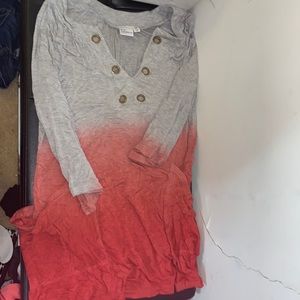 loose wavy shirt